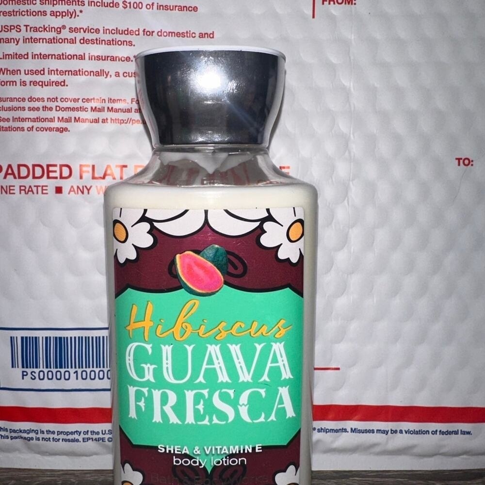 Bath and‎ Body Works hibiscus guava Fresca body lotion